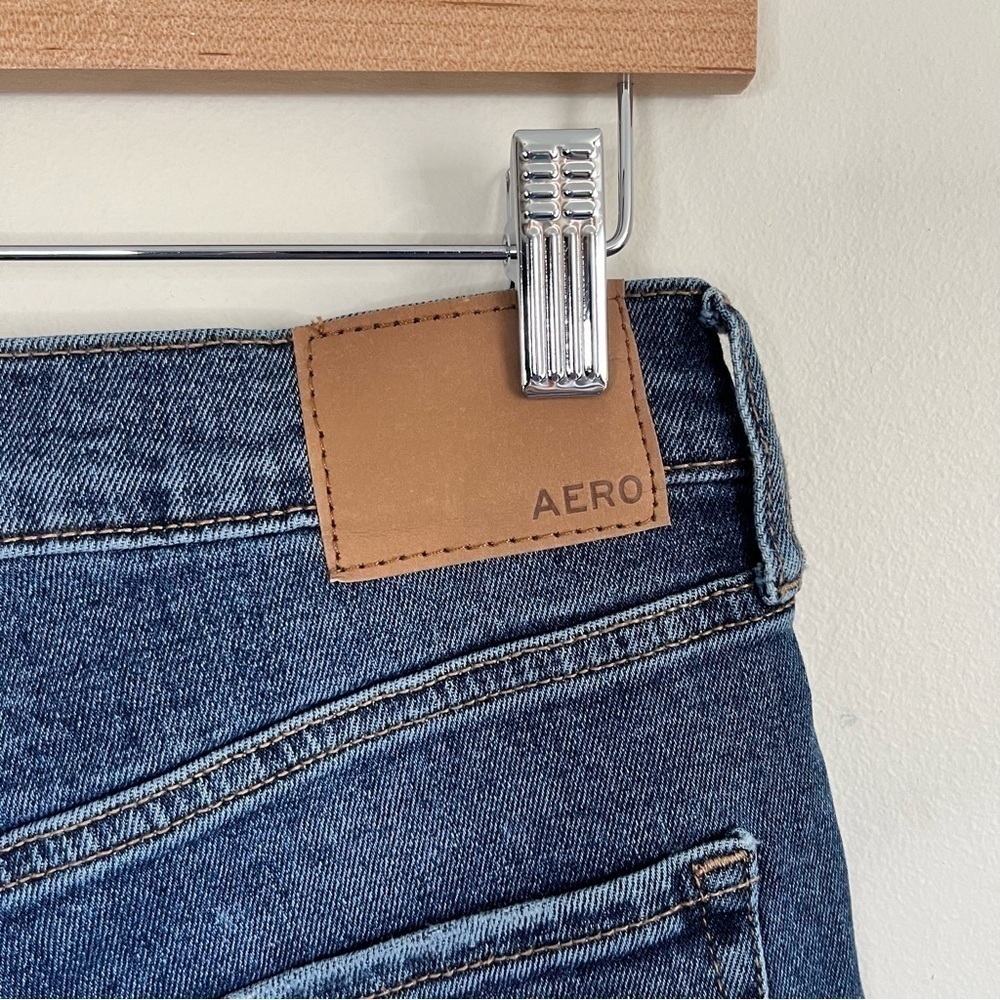 Aeropostale distressed stretch mom jeans - Picture 3 of 5